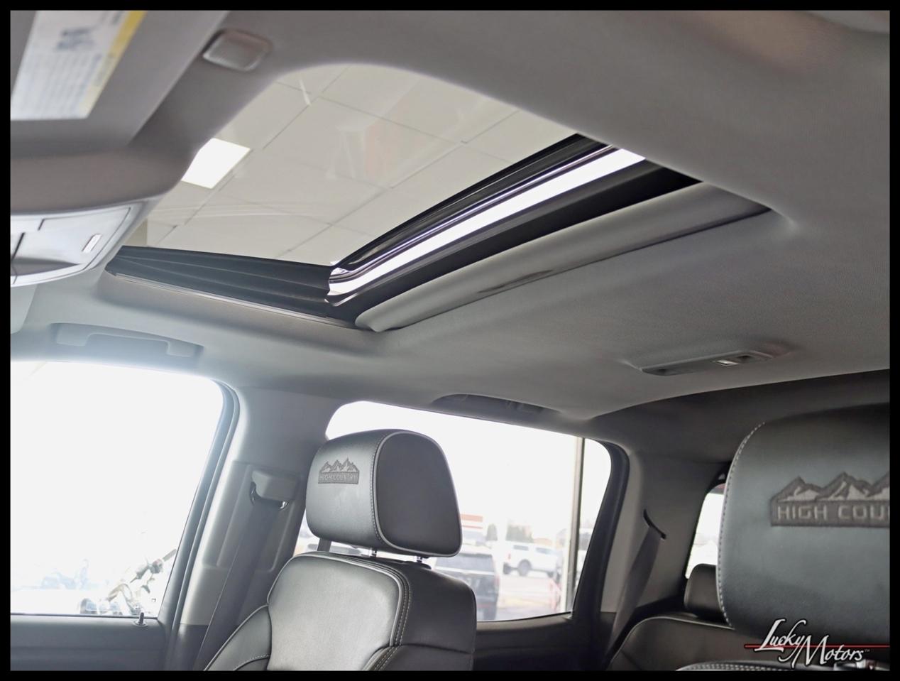 Chevrolet Silverado 1500 High Country Crew Cab Long Box 4WD 2017