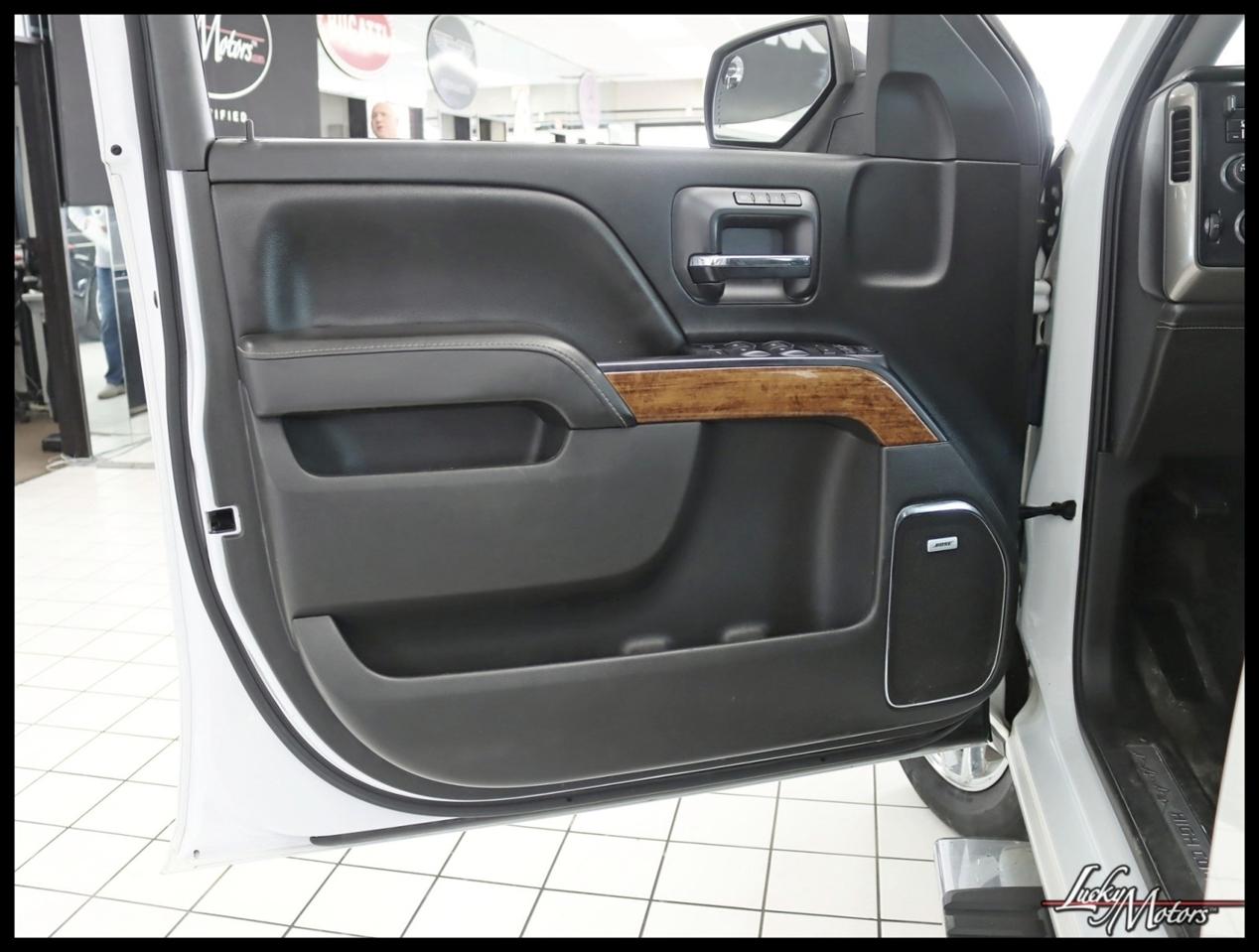 Chevrolet Silverado 1500 High Country Crew Cab Long Box 4WD 2017