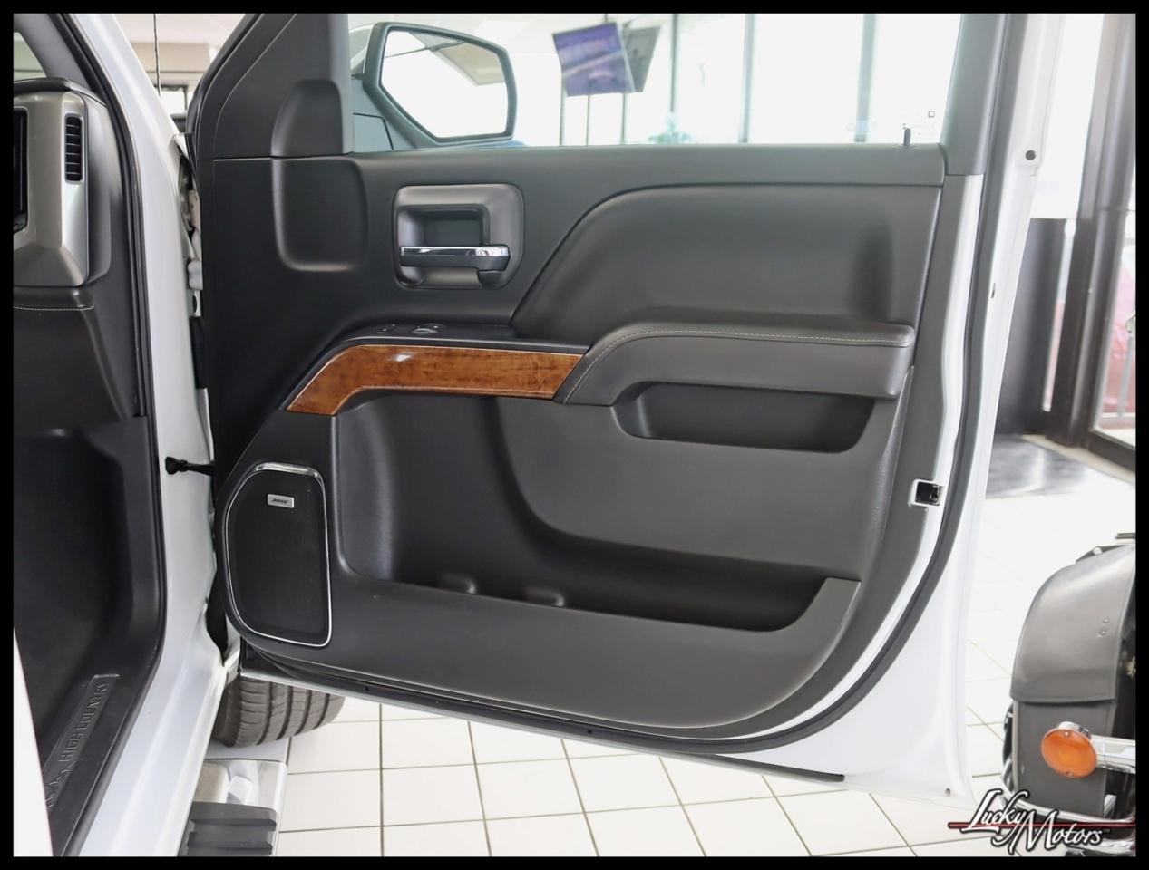 Chevrolet Silverado 1500 High Country Crew Cab Long Box 4WD 2017