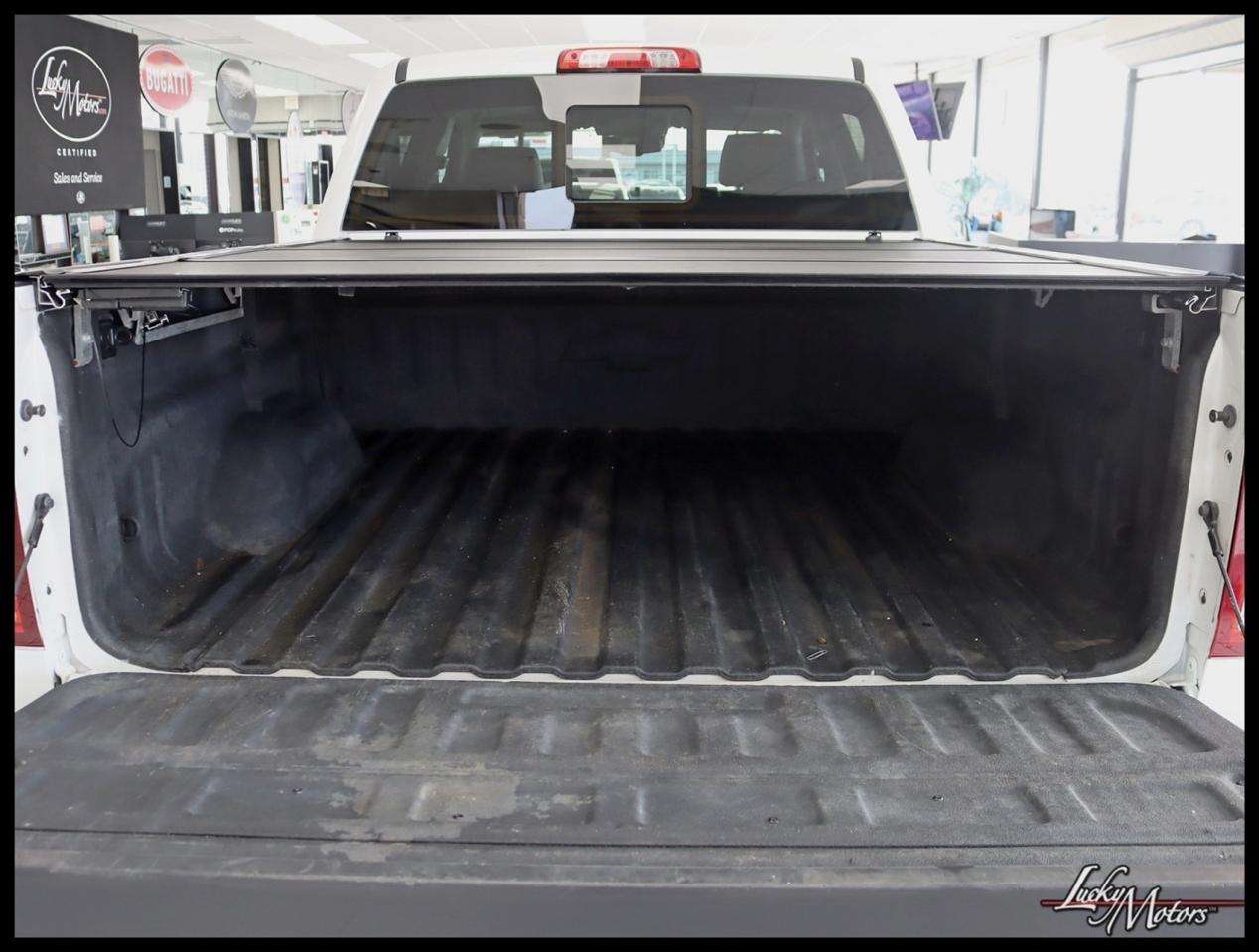 Chevrolet Silverado 1500 High Country Crew Cab Long Box 4WD 2017