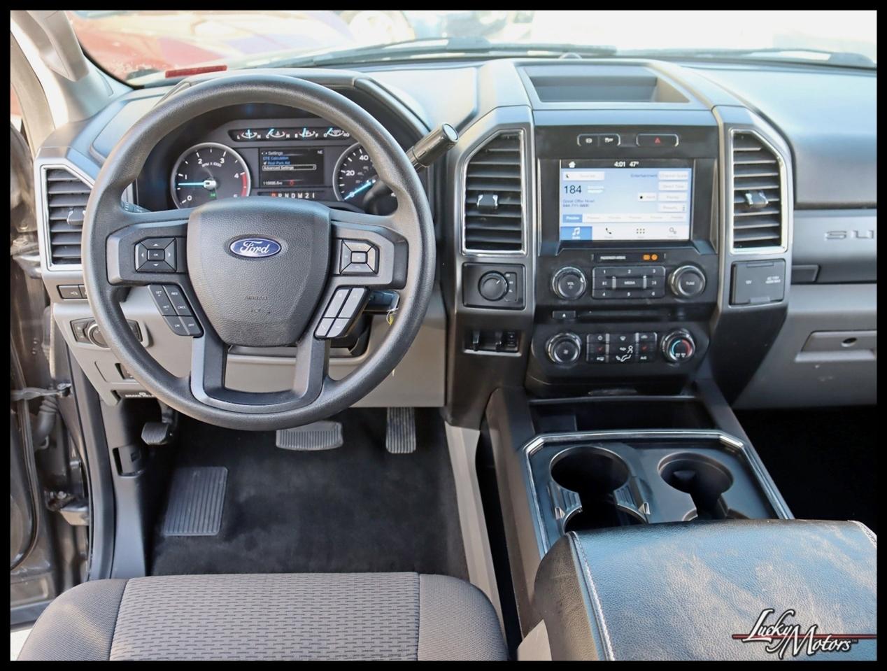 Ford F-350 SD XLT Crew Cab Long Bed DRW 4WD 2017