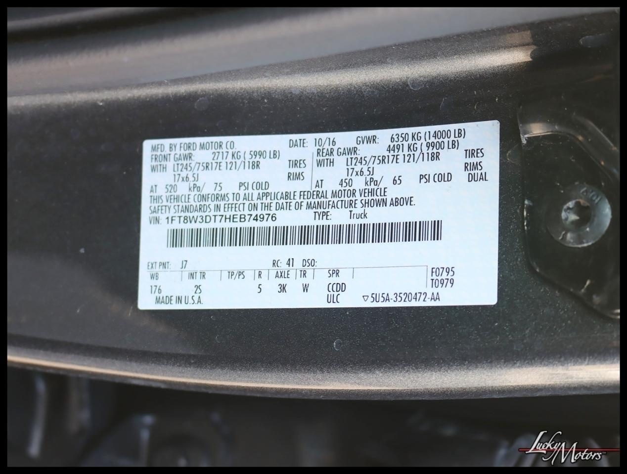 Ford F-350 SD XLT Crew Cab Long Bed DRW 4WD 2017