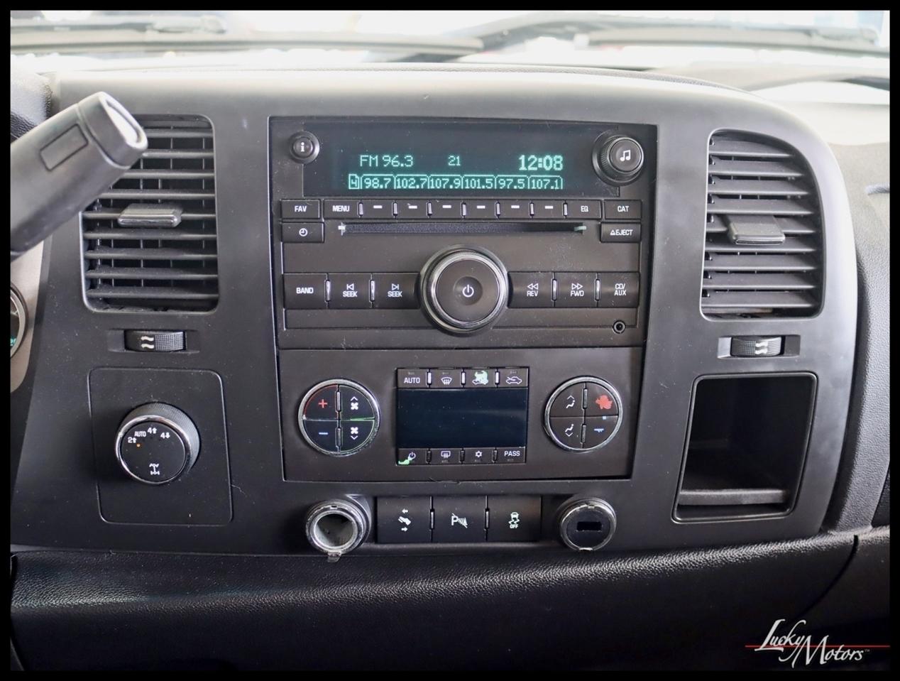 Chevrolet Silverado 1500 LT Crew Cab 4WD 2012