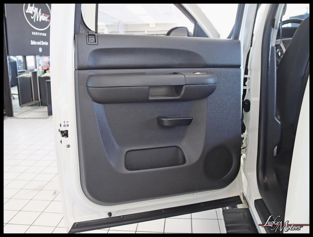 Chevrolet Silverado 1500 LT Crew Cab 4WD 2012