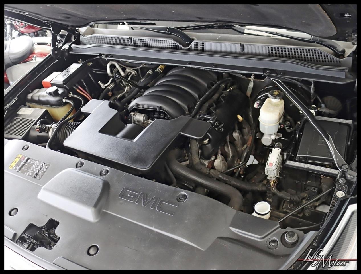 GMC Yukon XL SLE 4WD 2020