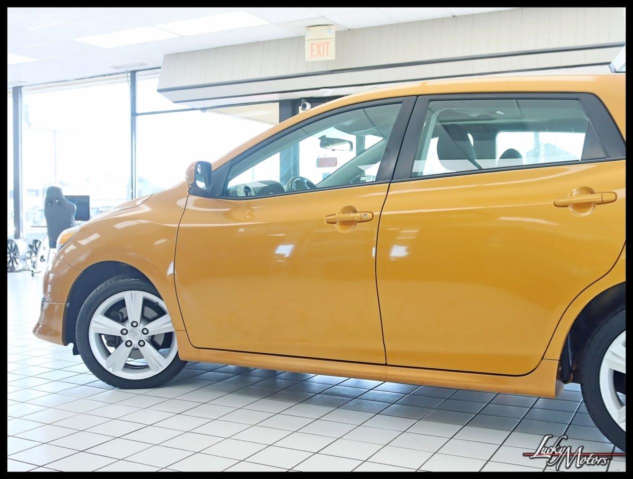 Toyota Matrix S 5-Speed AT 2009
