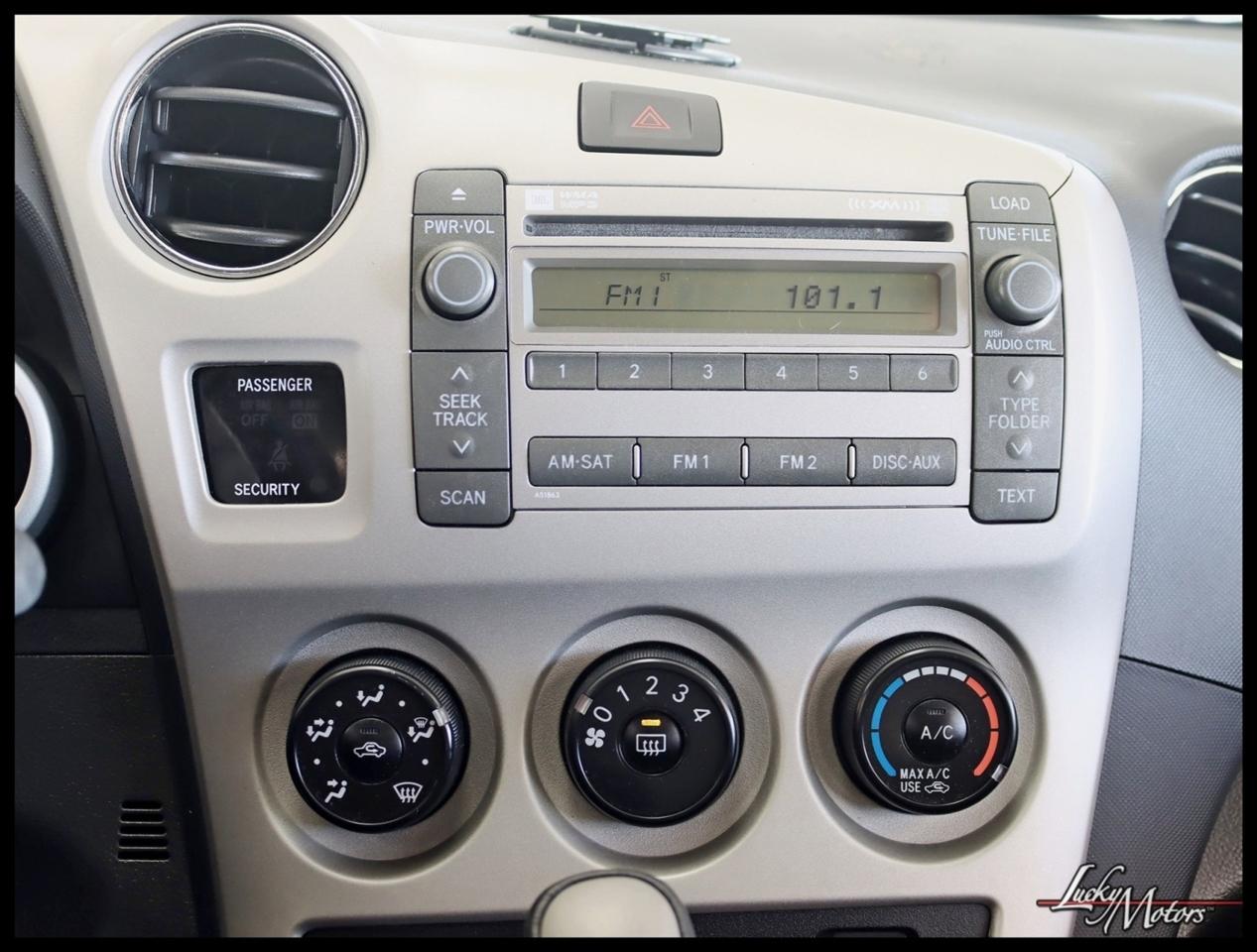 Toyota Matrix S 5-Speed AT 2009