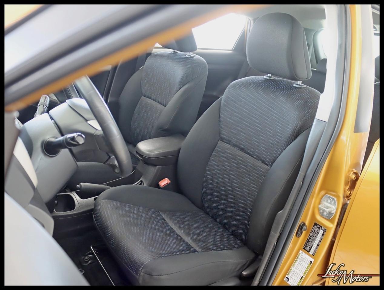 Toyota Matrix S 5-Speed AT 2009