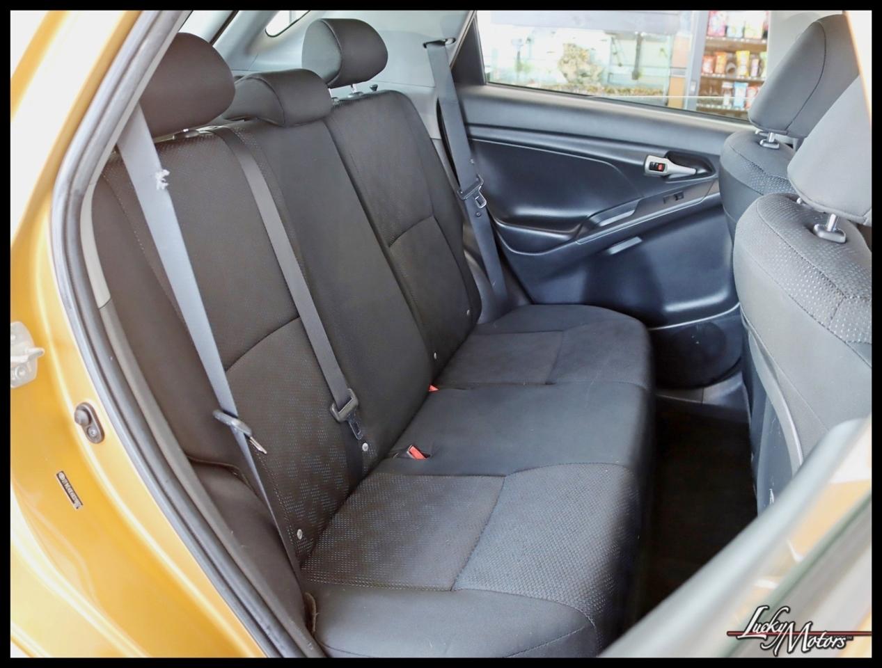 Toyota Matrix S 5-Speed AT 2009