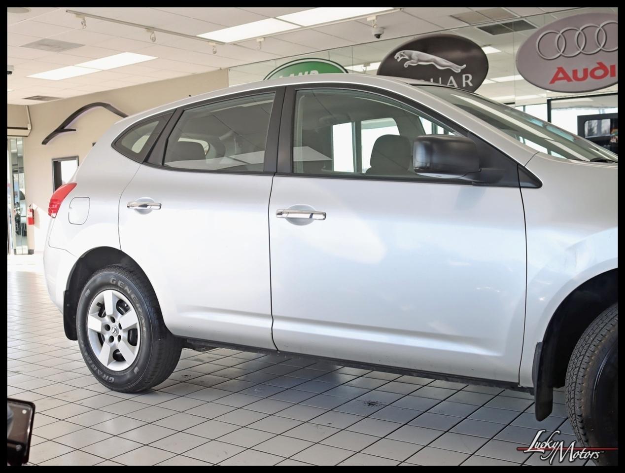 Nissan Rogue S AWD 2010