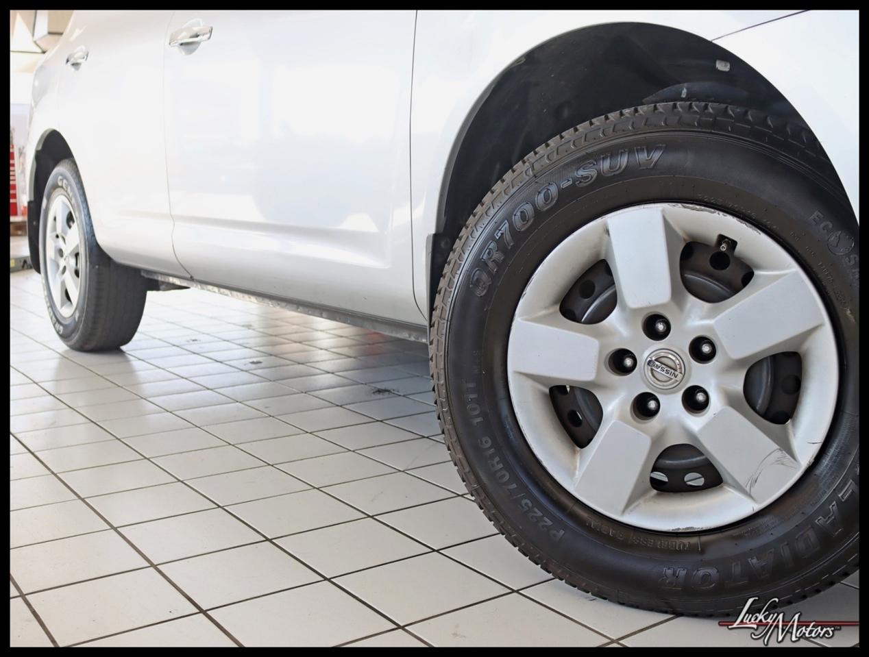 Nissan Rogue S AWD 2010