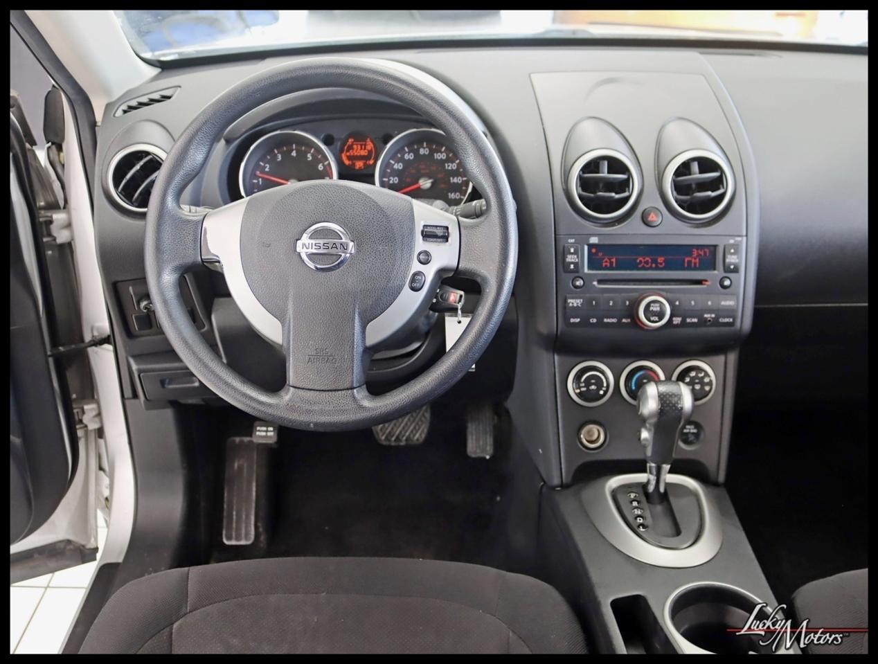 Nissan Rogue S AWD 2010