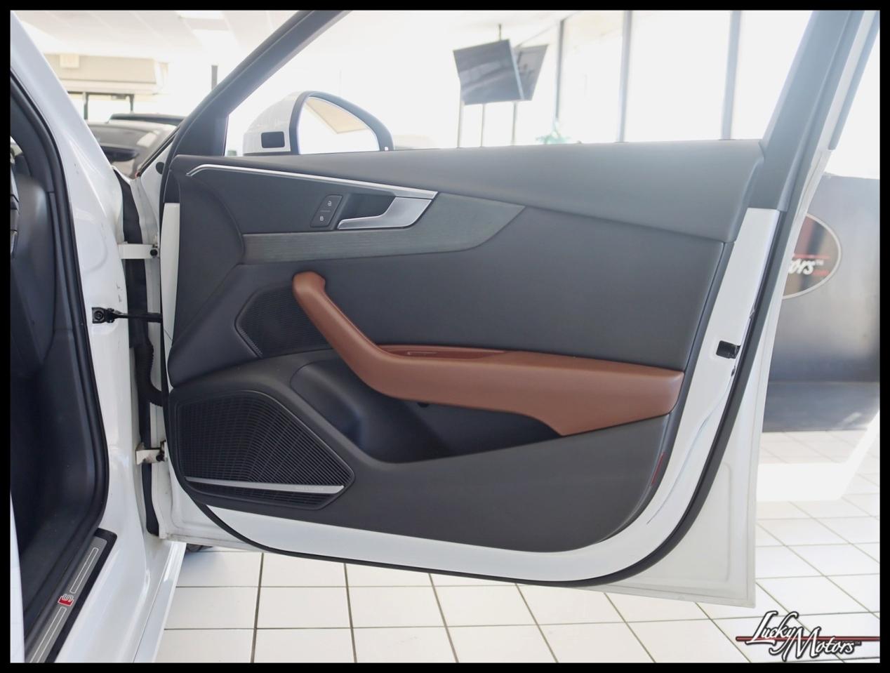 Audi A4 2.0T Premium Plus quattro Sedan 2017