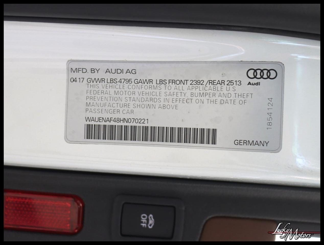 Audi A4 2.0T Premium Plus quattro Sedan 2017
