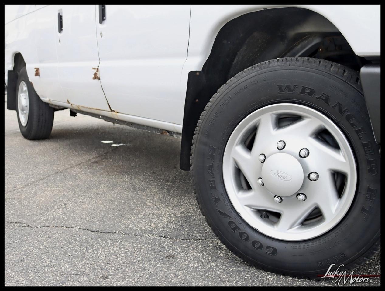 Ford Econoline E-150 2013