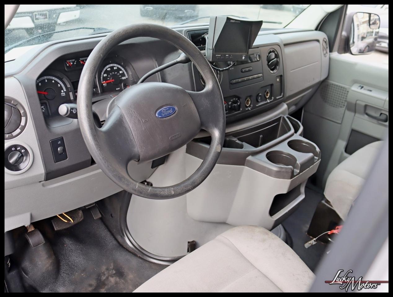 Ford Econoline E-150 2013