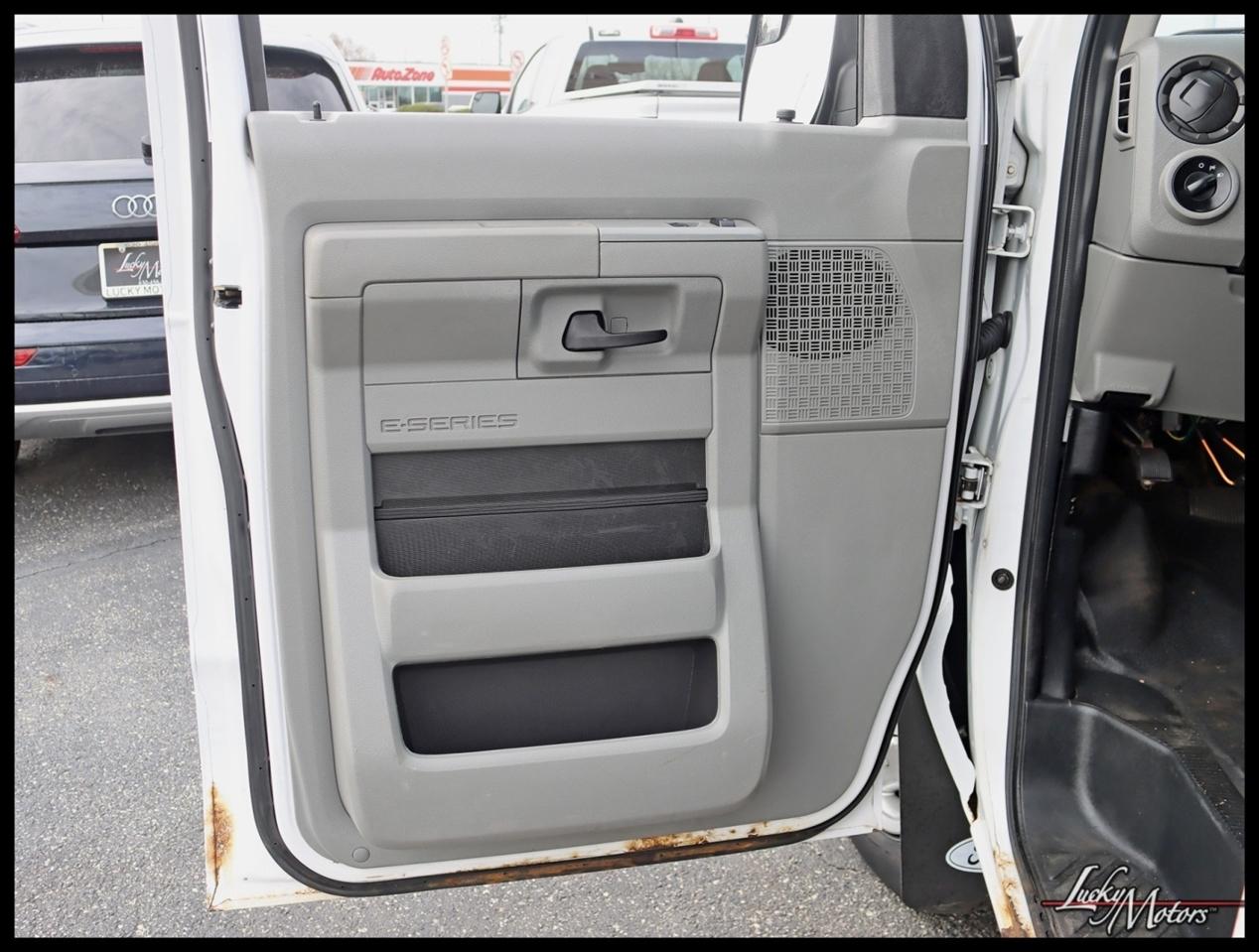 Ford Econoline E-150 2013