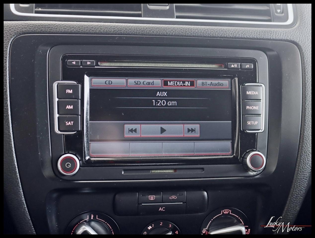 Volkswagen Jetta 2.0T GLI 2012