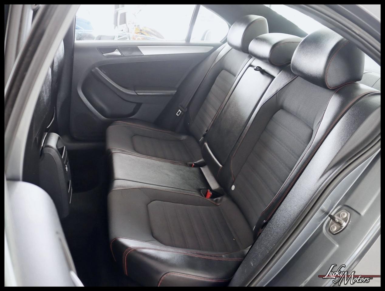 Volkswagen Jetta 2.0T GLI 2012