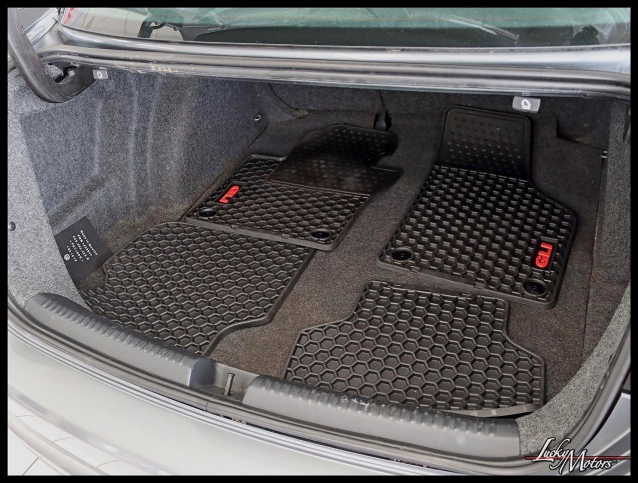 Volkswagen Jetta 2.0T GLI 2012