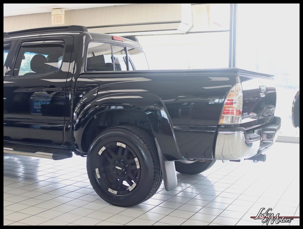 Toyota Tacoma PreRunner Double Cab Auto 2WD 2011