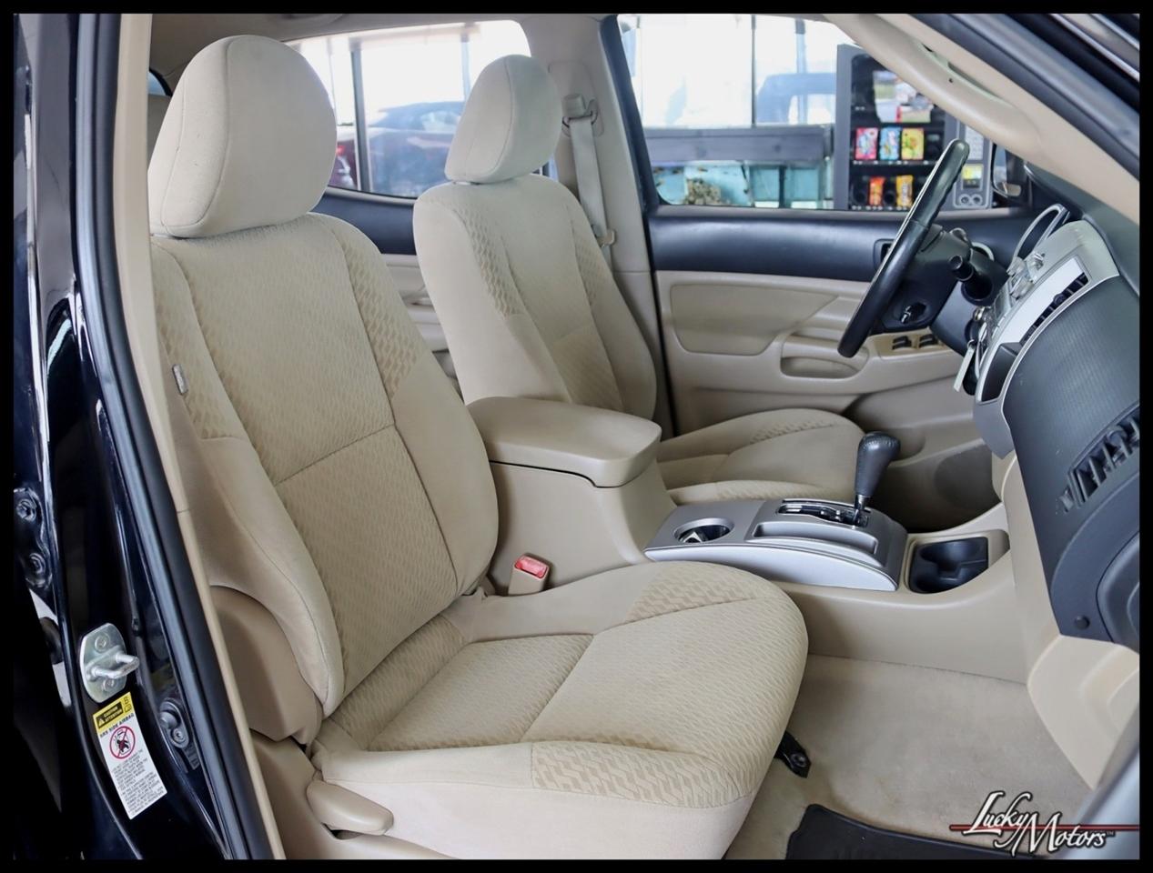 Toyota Tacoma PreRunner Double Cab Auto 2WD 2011