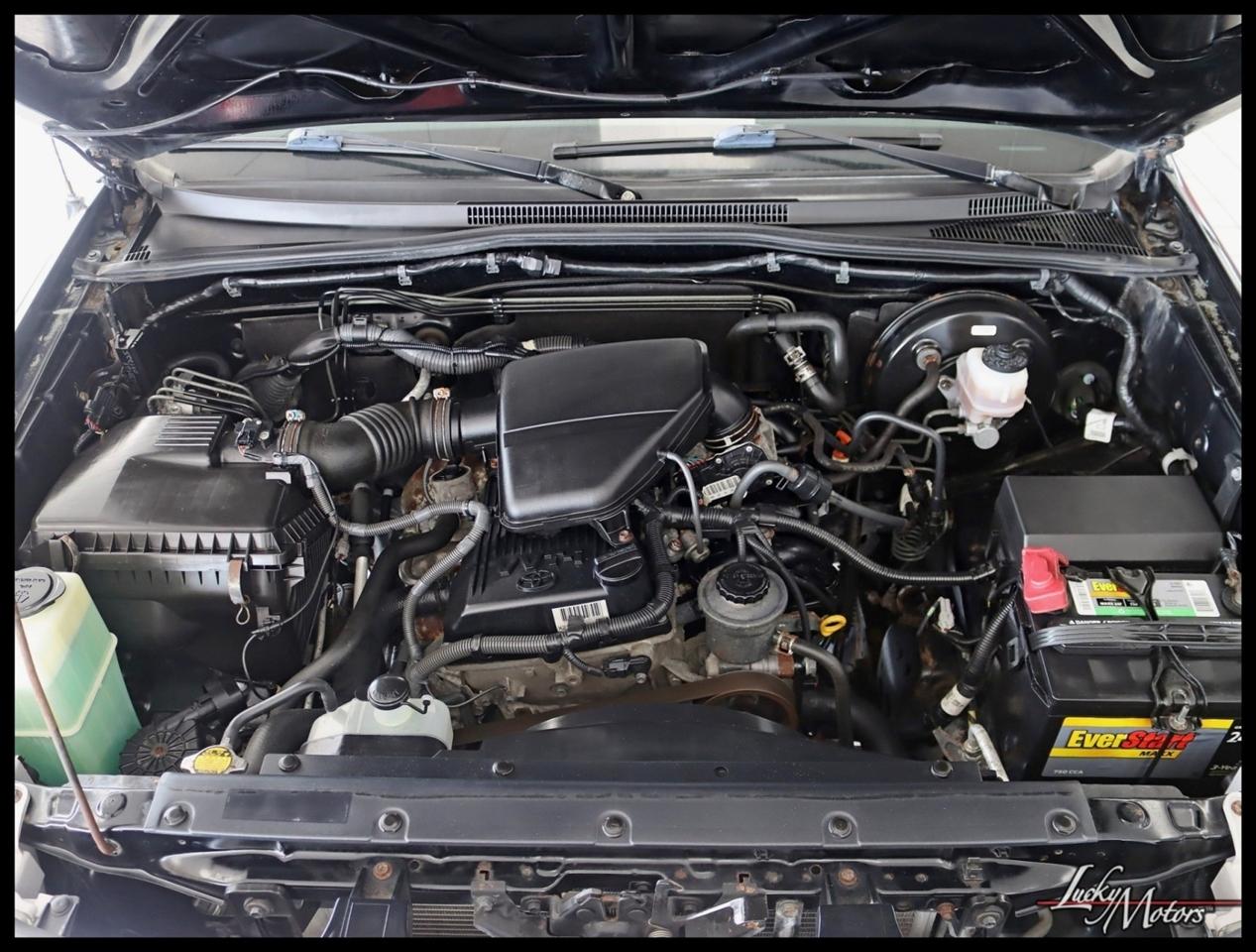 Toyota Tacoma PreRunner Double Cab Auto 2WD 2011