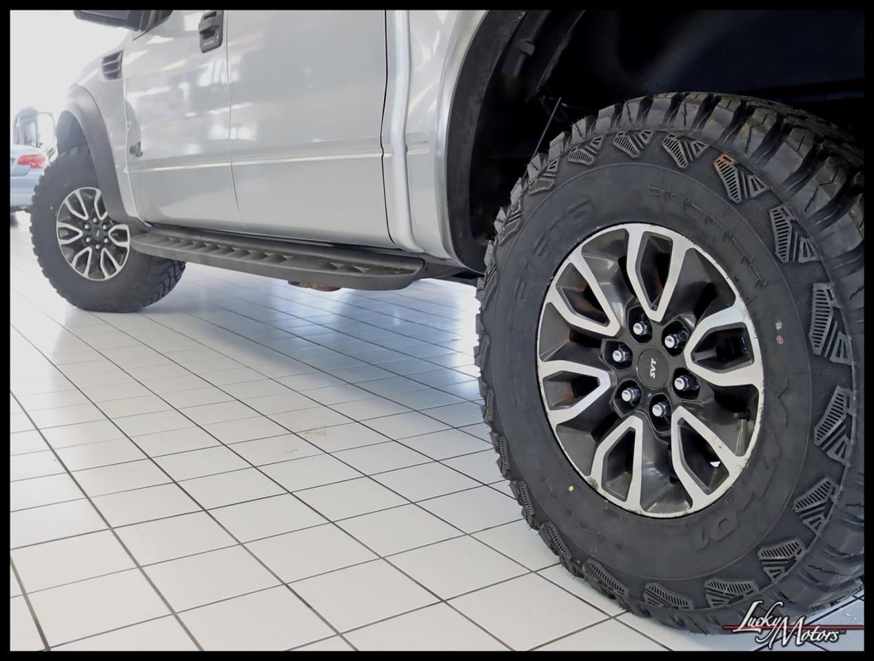 Ford F-150 SVT Raptor SuperCrew 5.5-ft. Bed 4WD 2012