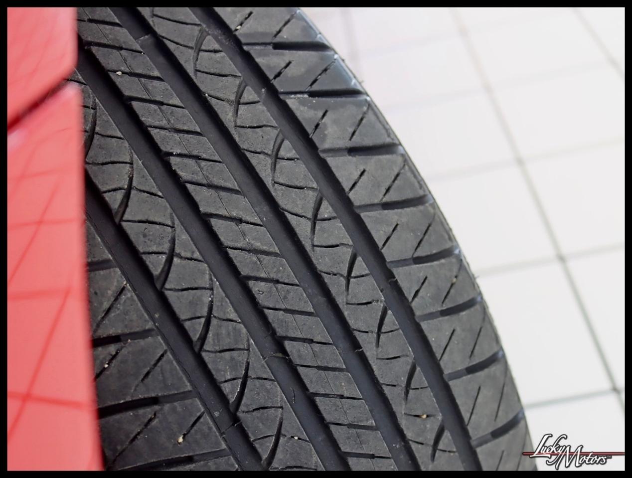 Toyota Matrix Base 4D Hatchback 2011