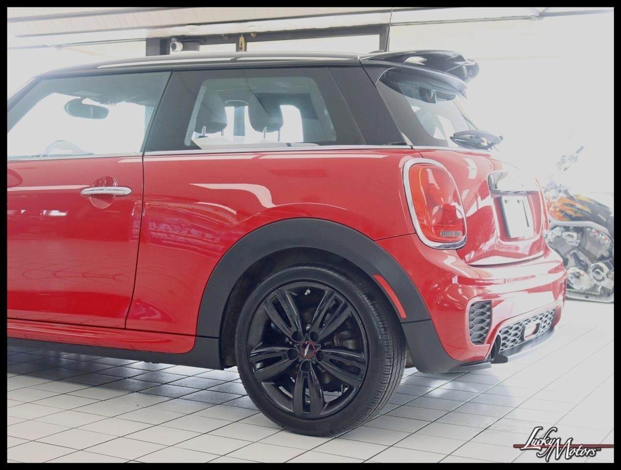MINI Cooper Base 2D Hatchback 2017
