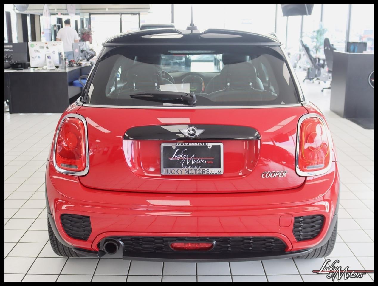 MINI Cooper Base 2D Hatchback 2017