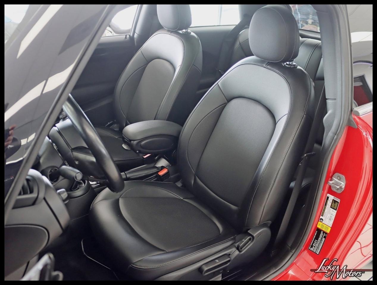 MINI Cooper Base 2D Hatchback 2017