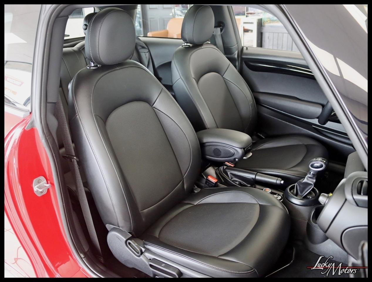 MINI Cooper Base 2D Hatchback 2017