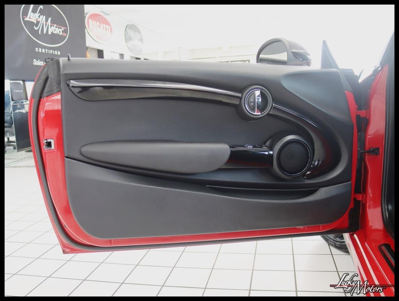 MINI Cooper Base 2D Hatchback 2017