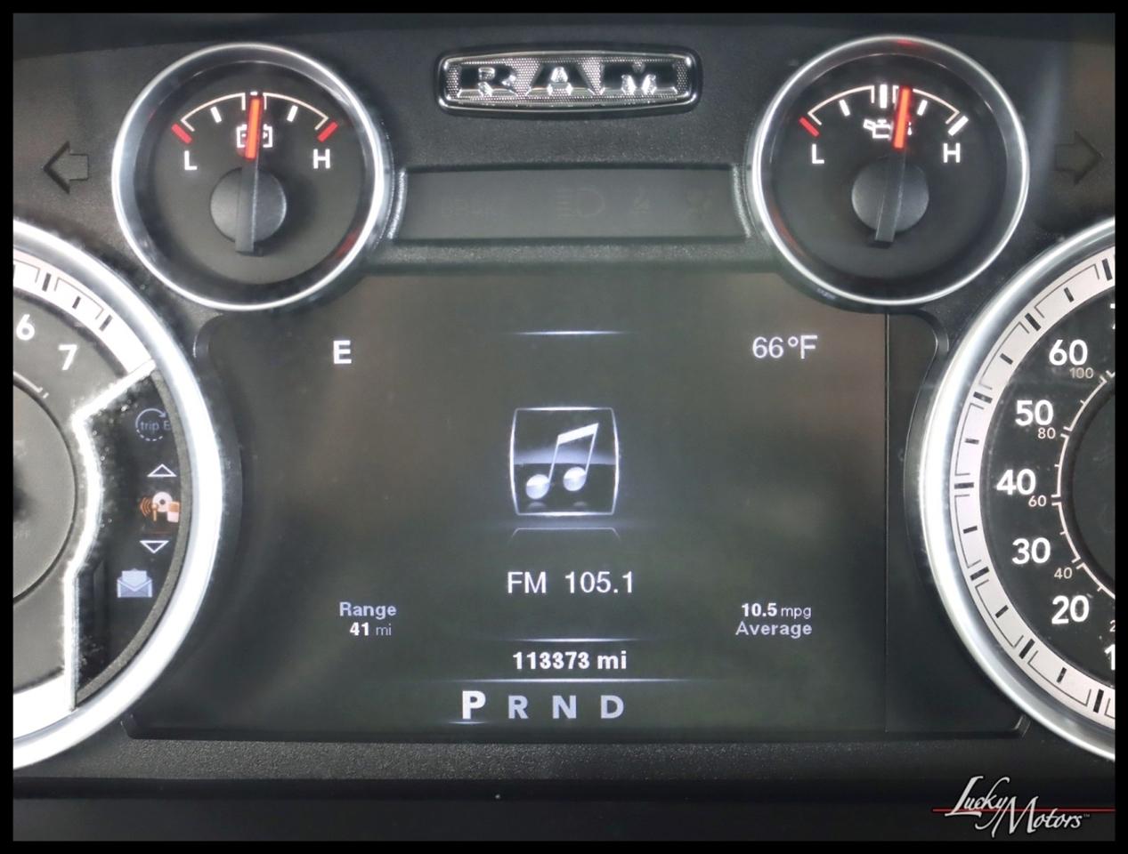 RAM 1500 SLT SWB 4WD 2014