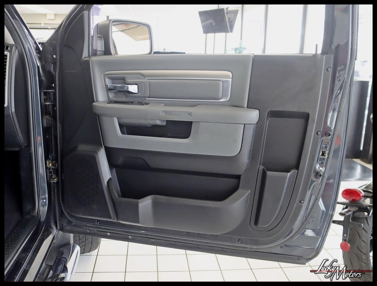 RAM 1500 SLT SWB 4WD 2014