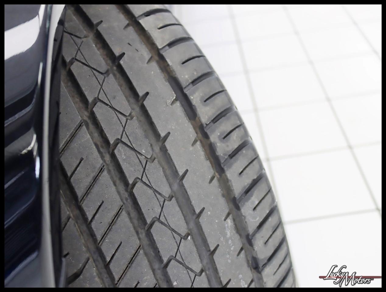 Mercedes-Benz SL-Class SL550 2012