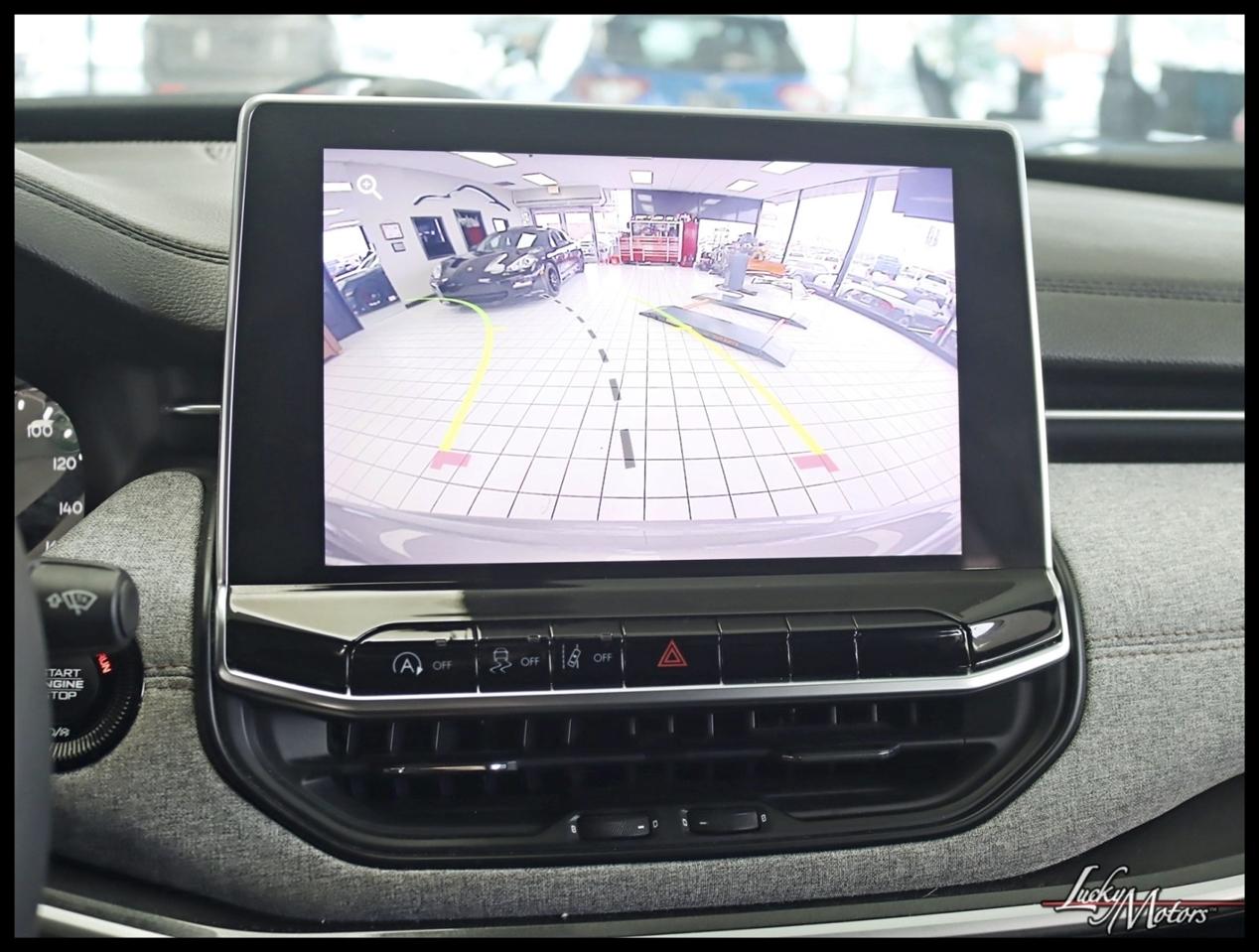 Jeep Compass Latitude Lux 4x4 2023