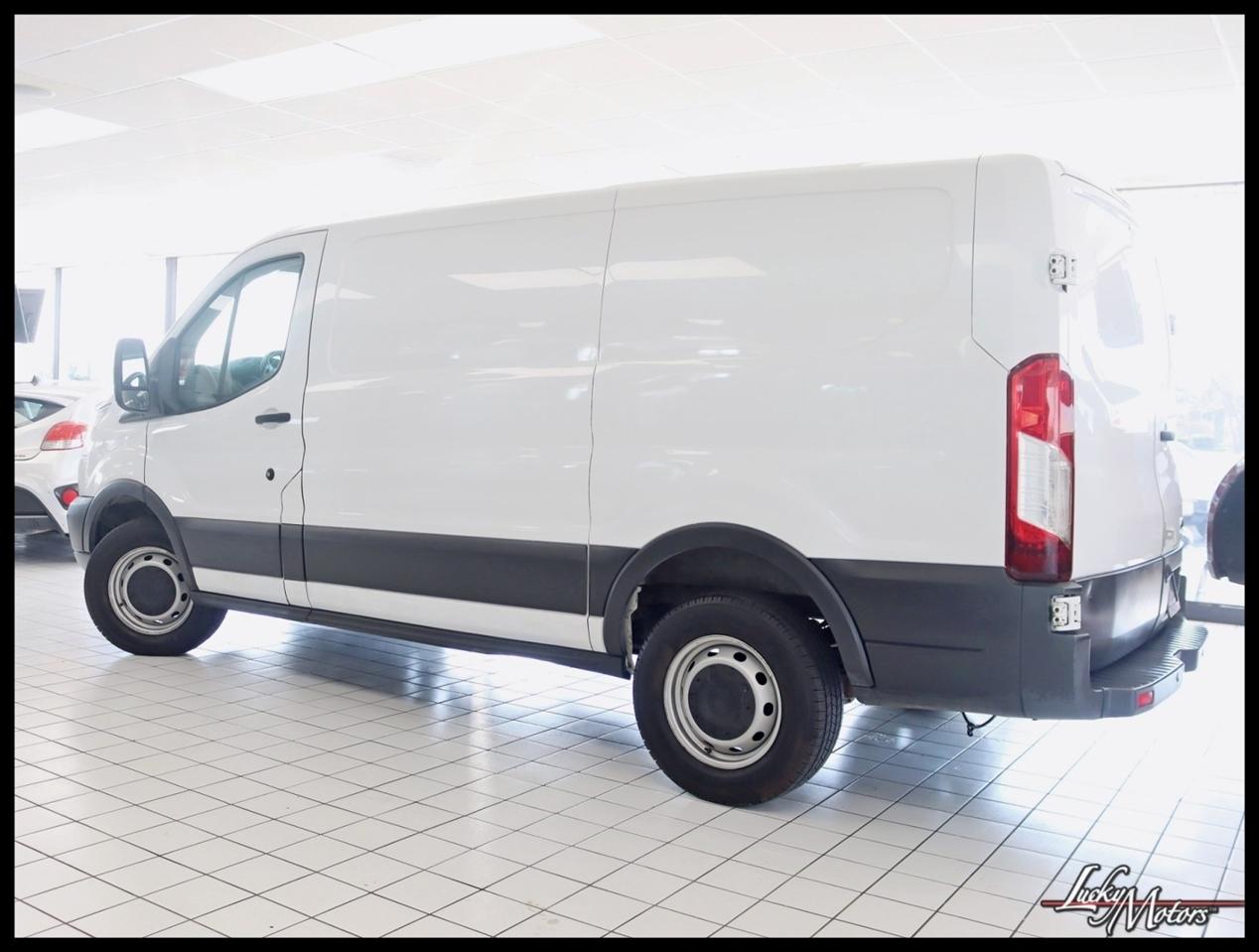 Ford Transit 250 Van Low Roof 60/40 Pass.130-in. WB 2017