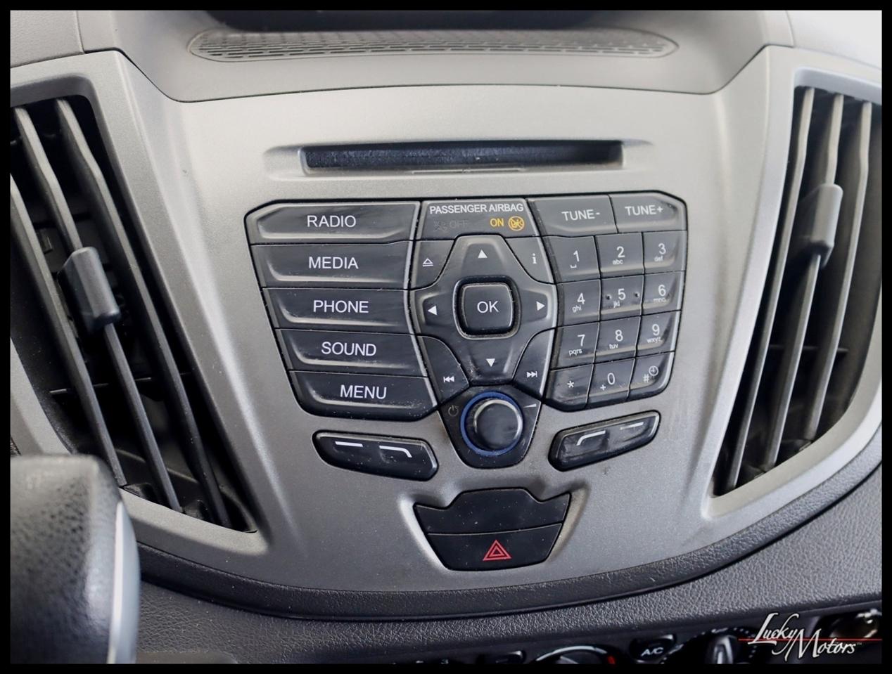 Ford Transit 250 Van Low Roof 60/40 Pass.130-in. WB 2017