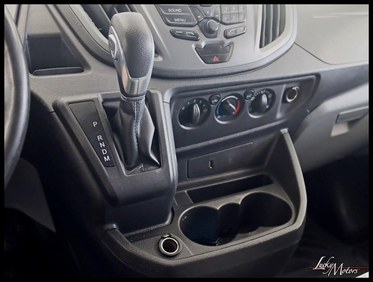 Ford Transit 250 Van Low Roof 60/40 Pass.130-in. WB 2017