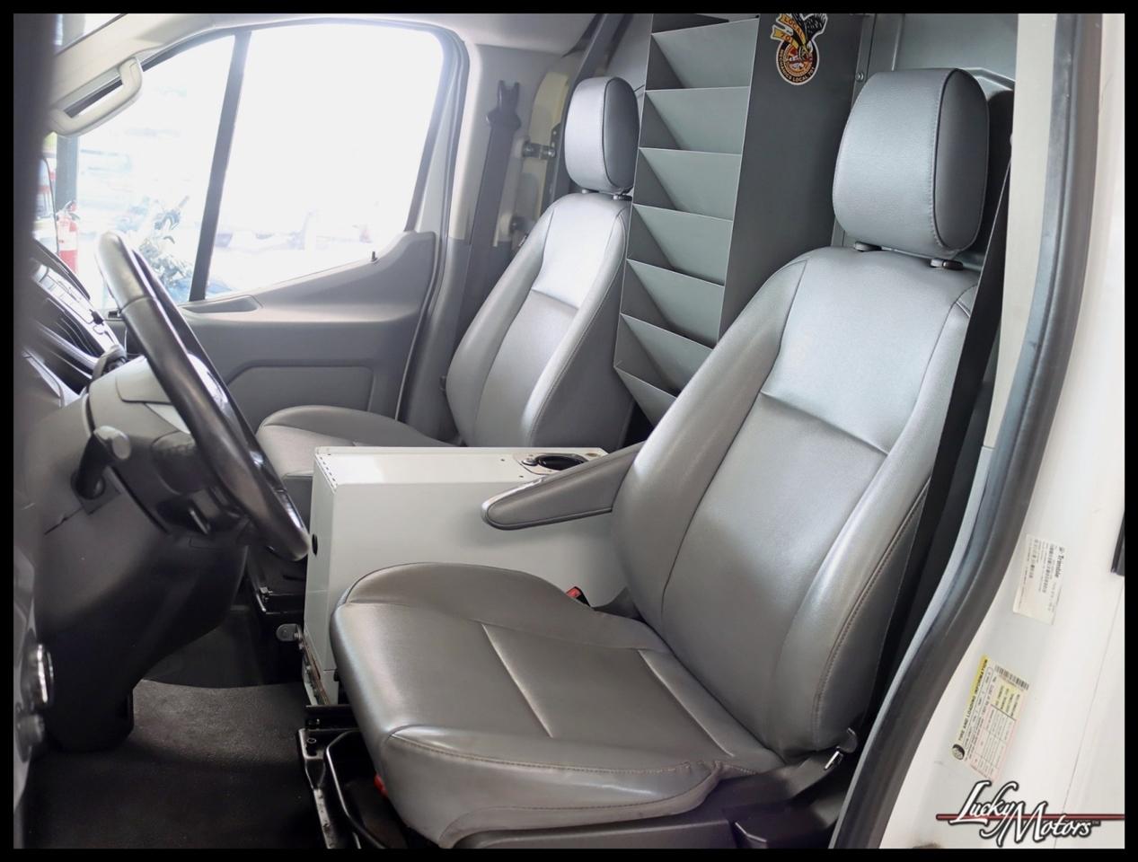 Ford Transit 250 Van Low Roof 60/40 Pass.130-in. WB 2017