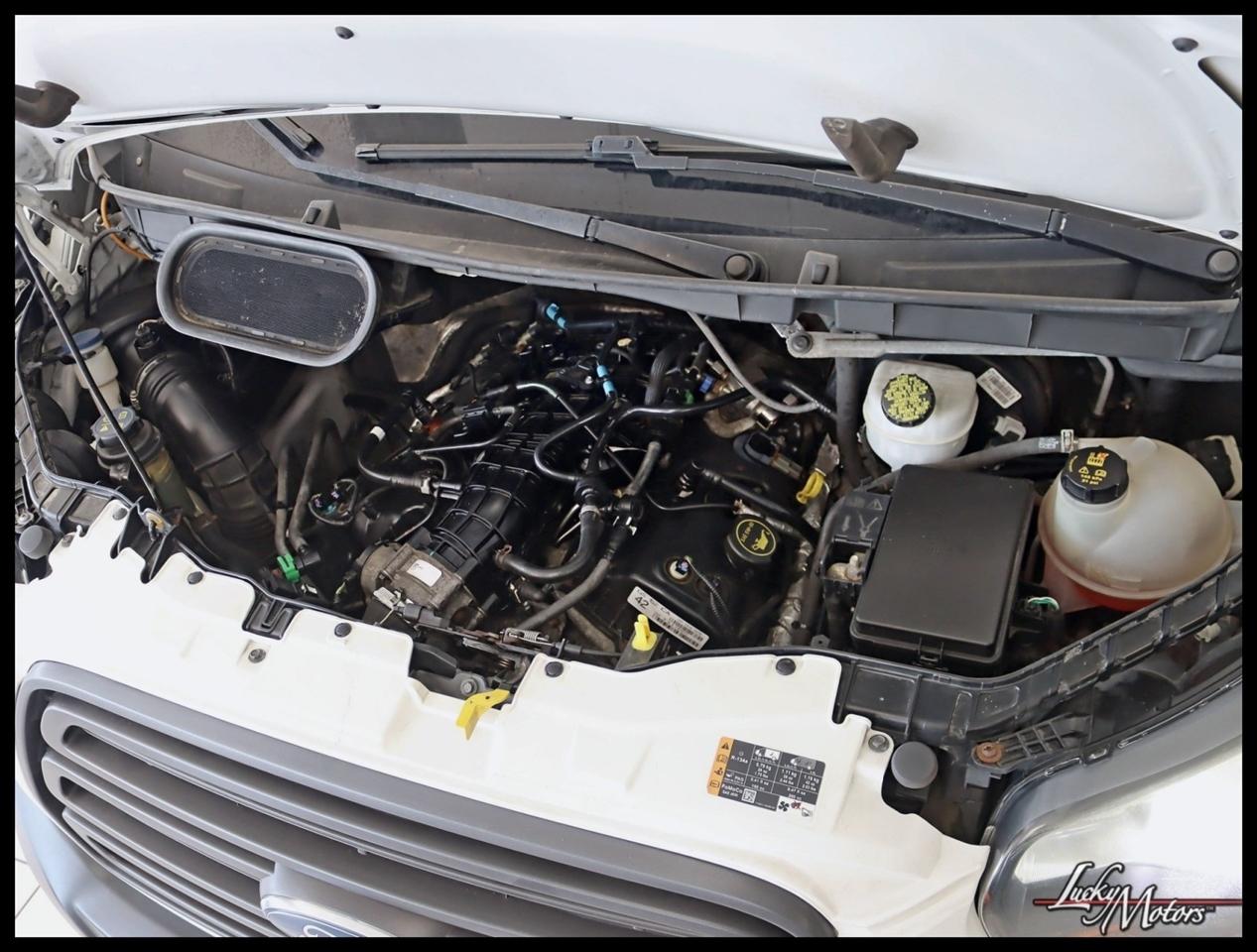 Ford Transit 250 Van Low Roof 60/40 Pass.130-in. WB 2017