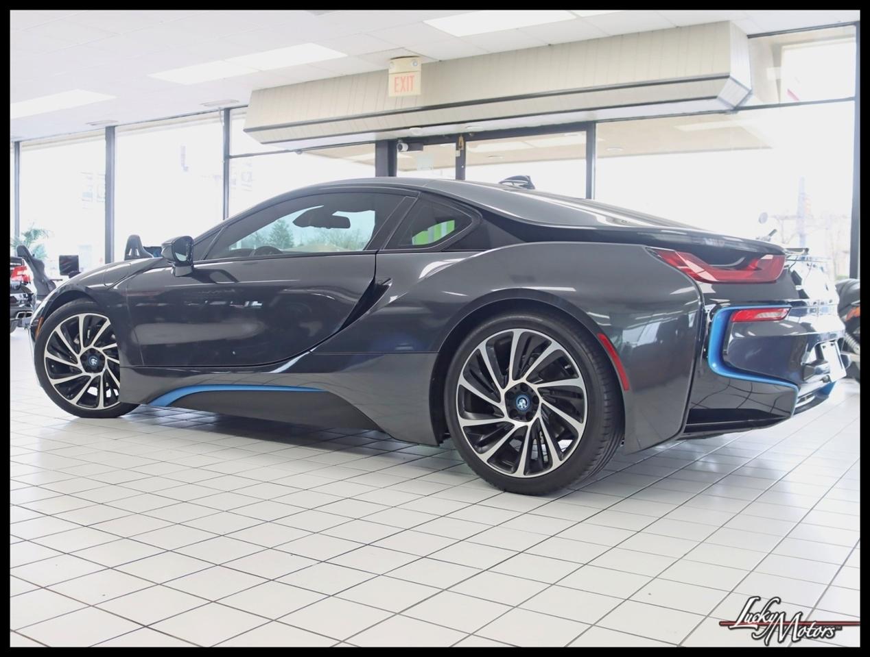 BMW i8 Base 2016