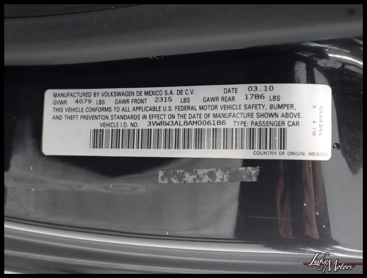 Volkswagen New Beetle 2.5L Convertible 2010
