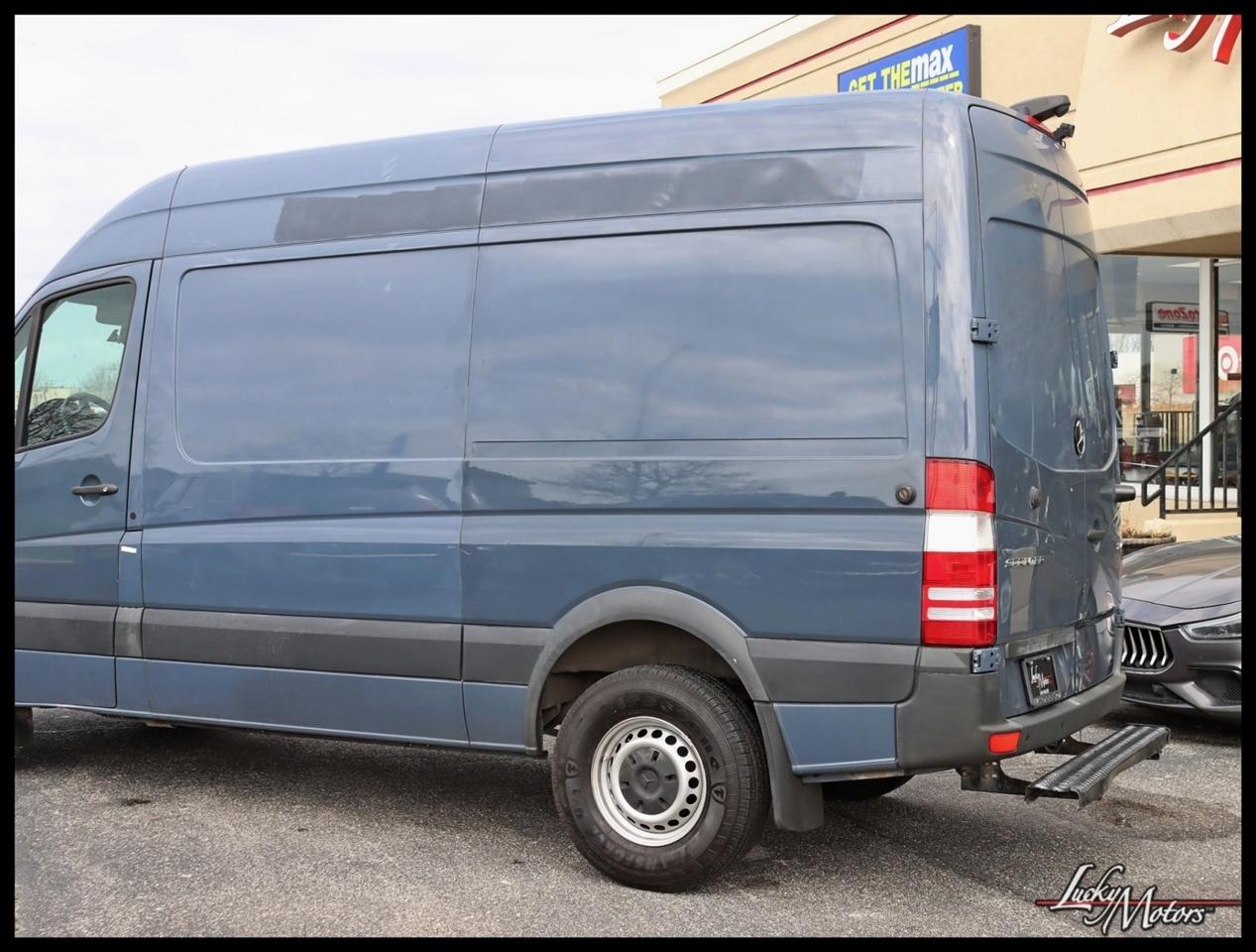 Mercedes-Benz Sprinter 2500 144-in. WB 2018