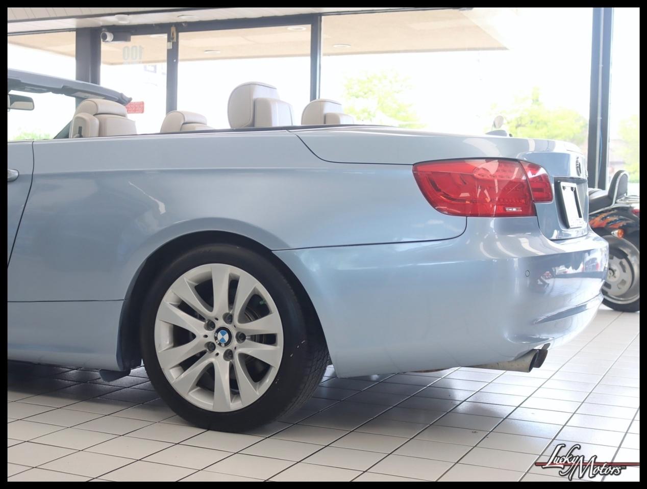 BMW 3-Series 328i Convertible 2013