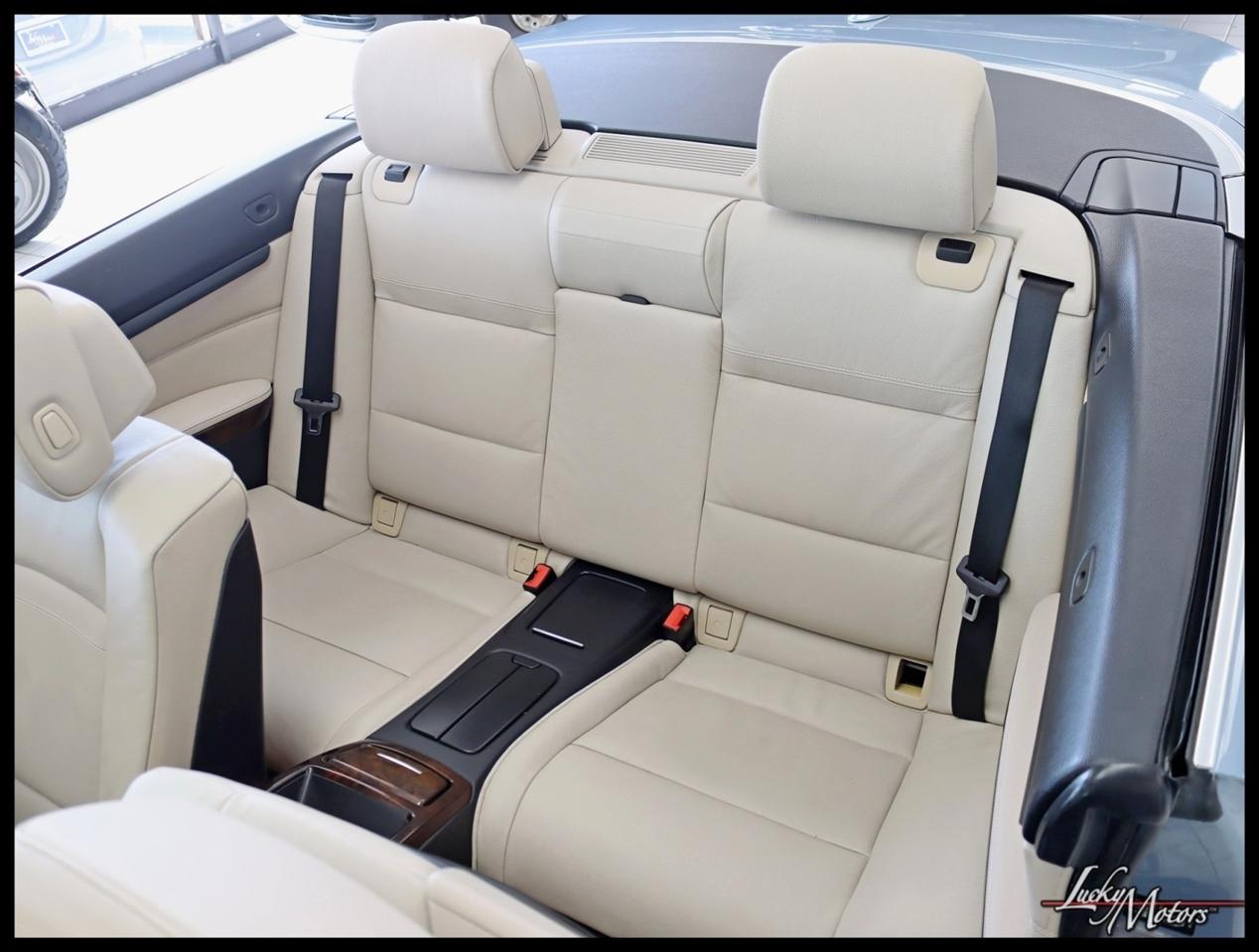 BMW 3-Series 328i Convertible 2013