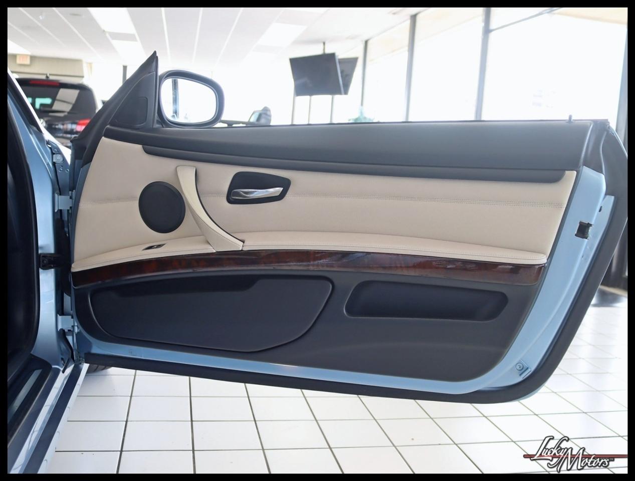 BMW 3-Series 328i Convertible 2013