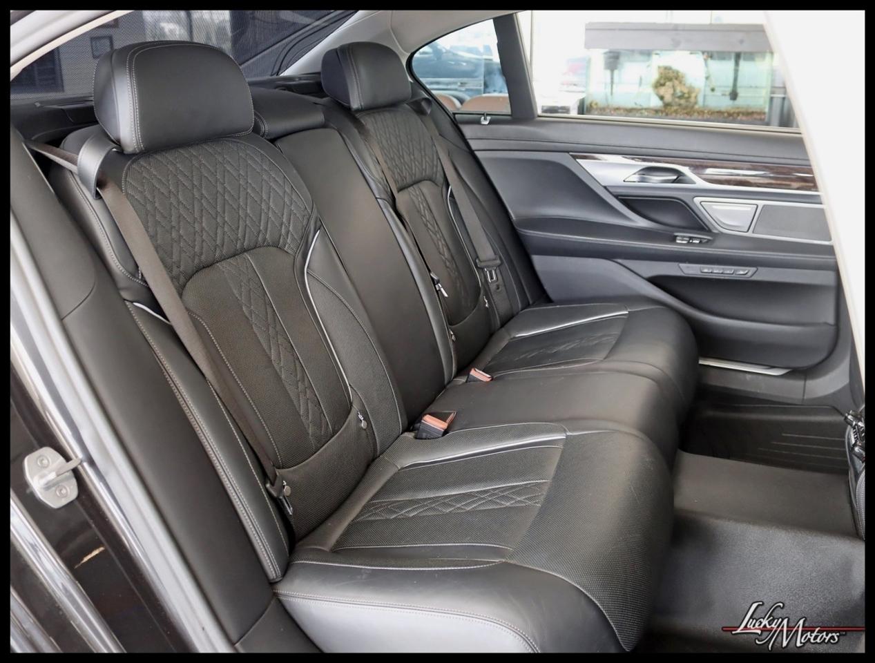 BMW 7-Series 750i xDrive 2019